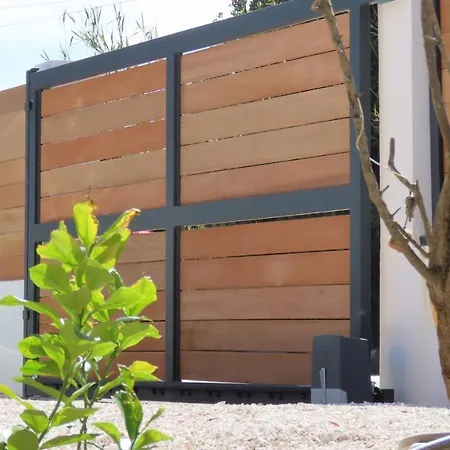 Вілла Le De La Presqu Ile De Giens Sea And Mountain Pleasure *