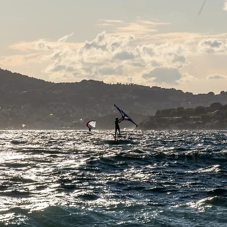 ヴィラ Le De La Presqu Ile De Giens Sea And Mountain Pleasure