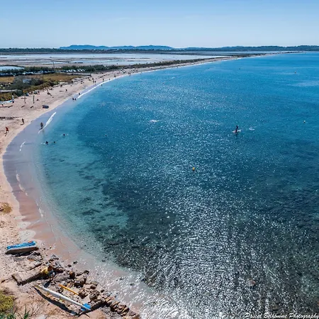 Le De La Presqu Ile De Giens Sea And Mountain Pleasure Вілла