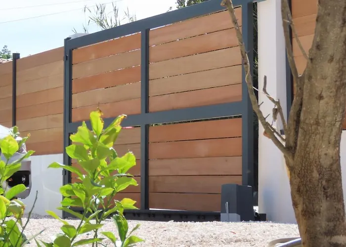 Вілла Le De La Presqu Ile De Giens Sea And Mountain Pleasure *