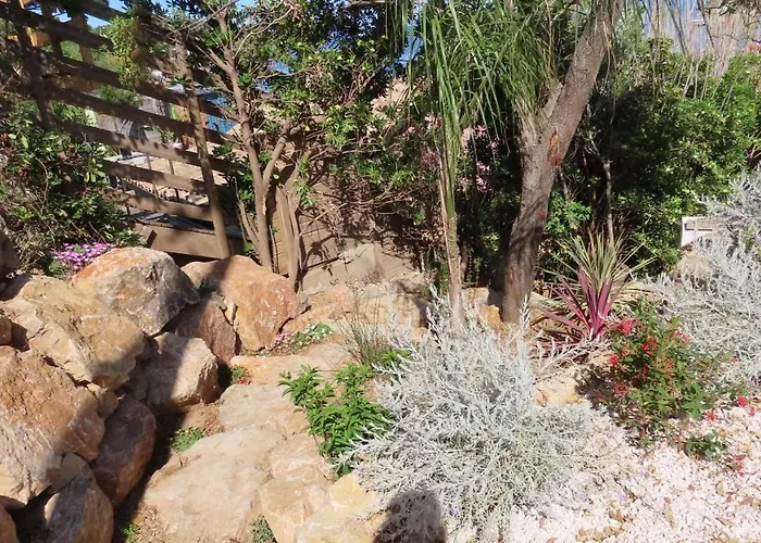 Le De La Presqu Ile De Giens Sea And Mountain Pleasure Вілла *