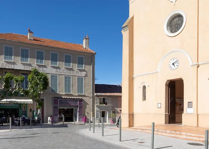 Le De La Presqu Ile De Giens Sea And Mountain Pleasure *