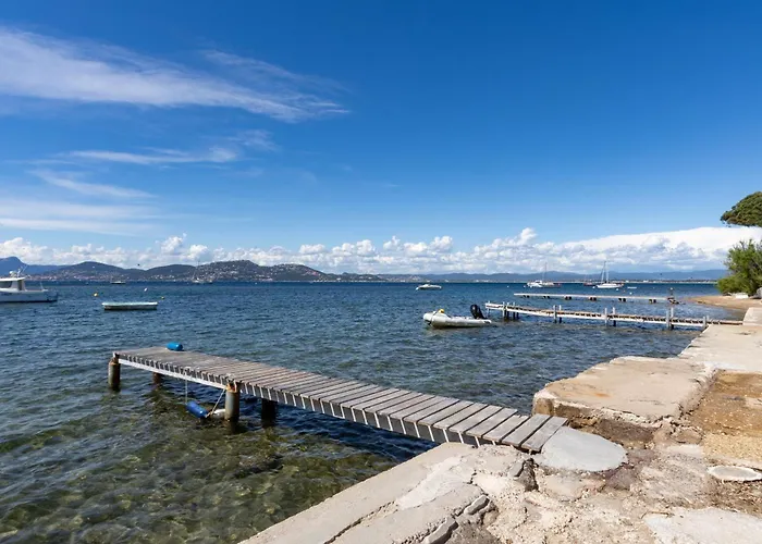 Le De La Presqu Ile De Giens Sea And Mountain Pleasure Вілла Єр