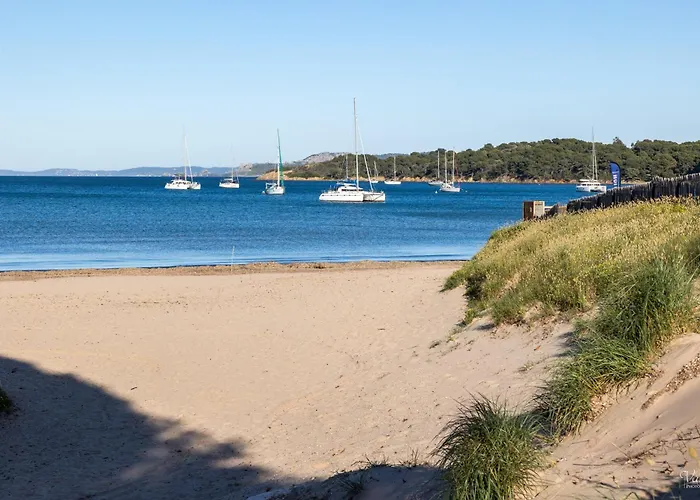 Вілла Le De La Presqu Ile De Giens Sea And Mountain Pleasure Єр