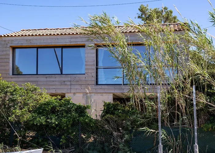 Le De La Presqu Ile De Giens Sea And Mountain Pleasure