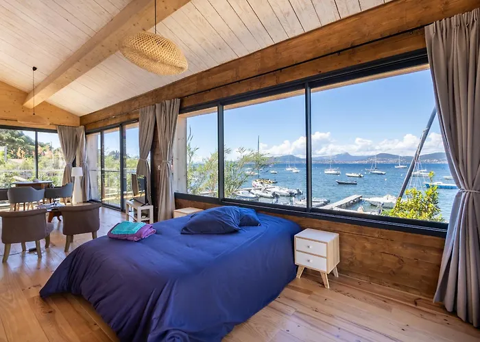 Вілла Le De La Presqu Ile De Giens Sea And Mountain Pleasure Єр