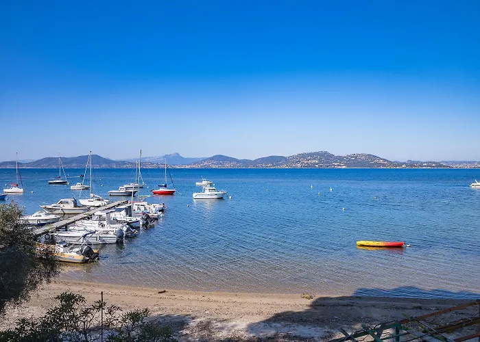 Le De La Presqu Ile De Giens Sea And Mountain Pleasure Єр