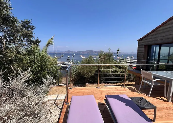 Le De La Presqu Ile De Giens Sea And Mountain Pleasure Вілла *